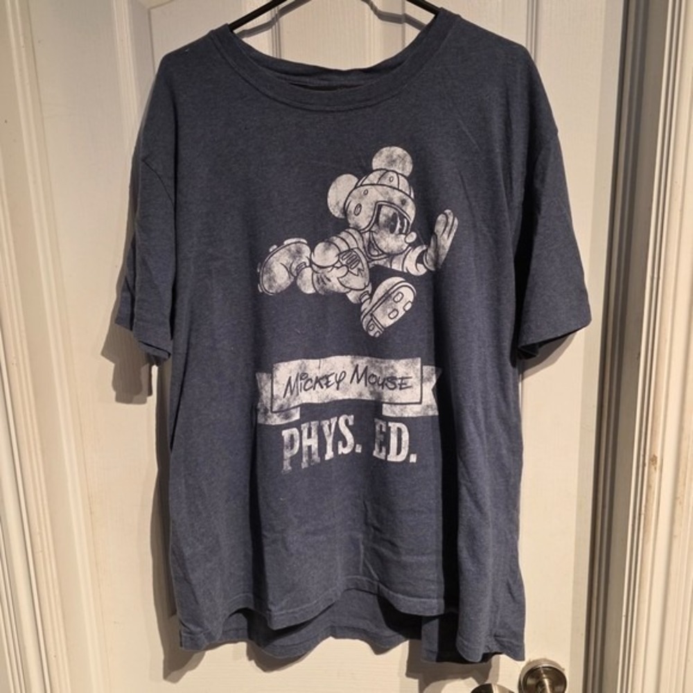 Sie XL - Disney Store  Mickey Mouse Phys. Ed. Navy T-Shirt‎